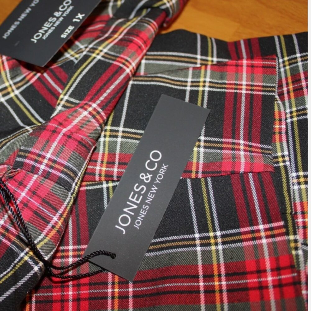 Jones New York Black Red Tartan Plaid Pull-On Slim Leg Pants Plus Sz 1X NWT - Picture 2 of 6
